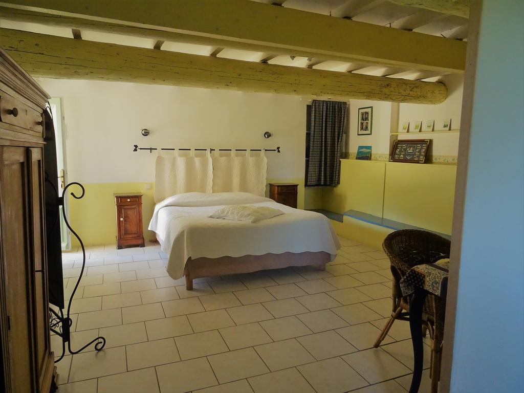 Domaine De La Grange Neuve Hotel La Roque-sur-Pernes Luaran gambar
