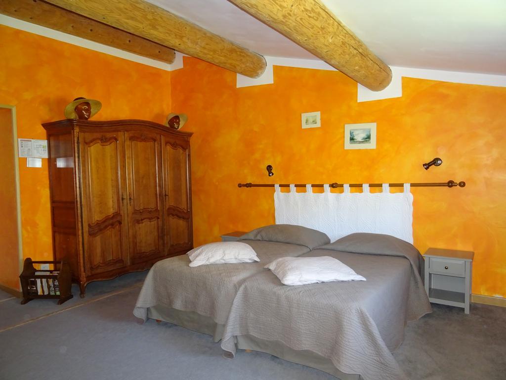 Domaine De La Grange Neuve Hotel La Roque-sur-Pernes Luaran gambar