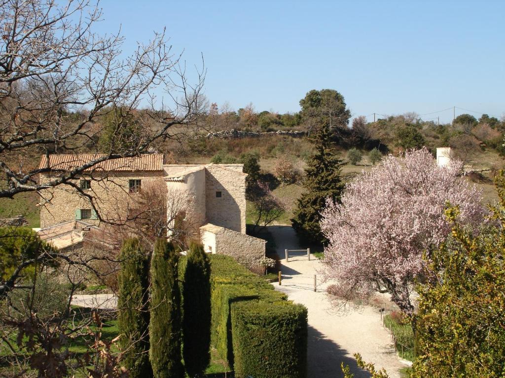Domaine De La Grange Neuve Hotel La Roque-sur-Pernes Luaran gambar